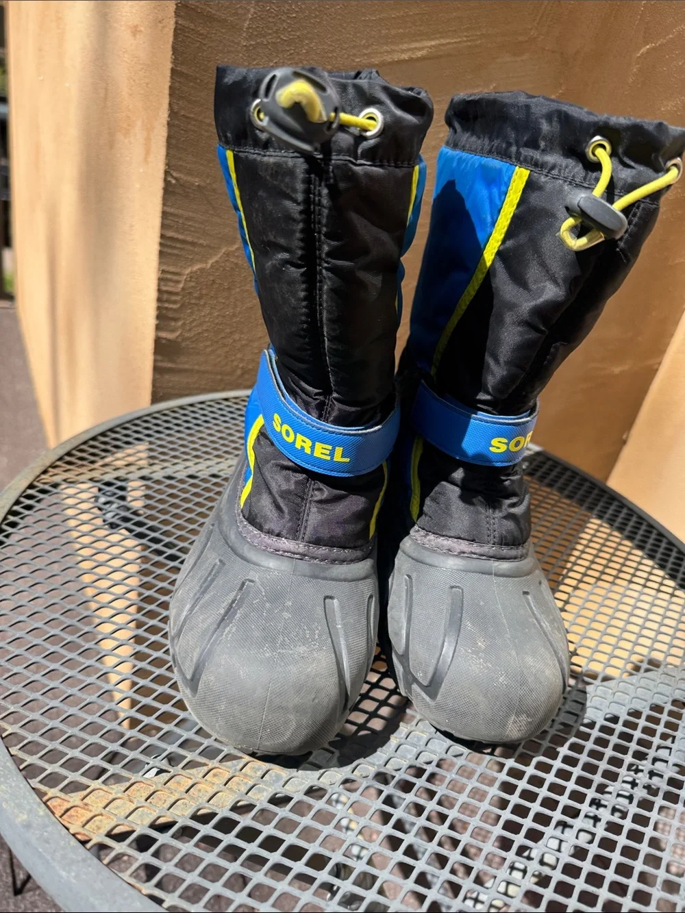 Sorel Kids Black, Blue & Yellow Insulated Snow Boots - Kids Size 4